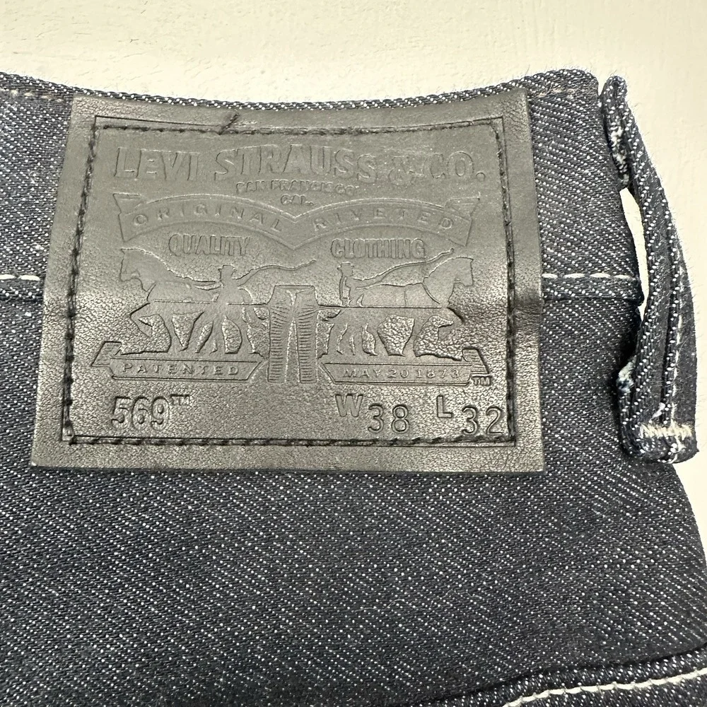 NEW Y2K Levi's 569 Loose Raw Denim Jeans Men 38x32 Flap Pockets Rigid Dark Blue